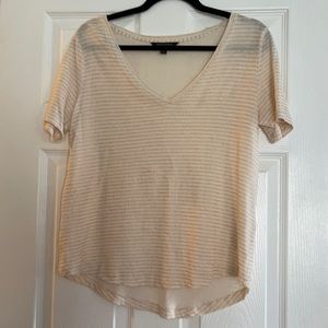 Shirt banana republic linen cotton blend cream &  gold V-neck medium tshirt top